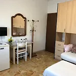 Le Terrazze בית הארחה 3*